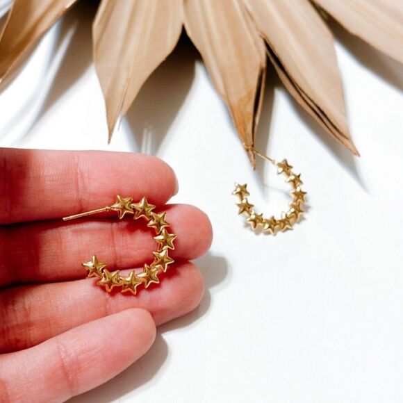 Gold star hoop earrings #948 - Picture 2 of 2